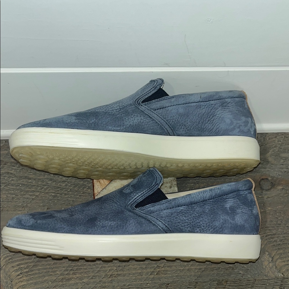 ECCO Womens Soft Classic Marine Nubuck Slip On Sneakers - EU 40 / US 9-9.5 - Picture 5 of 10